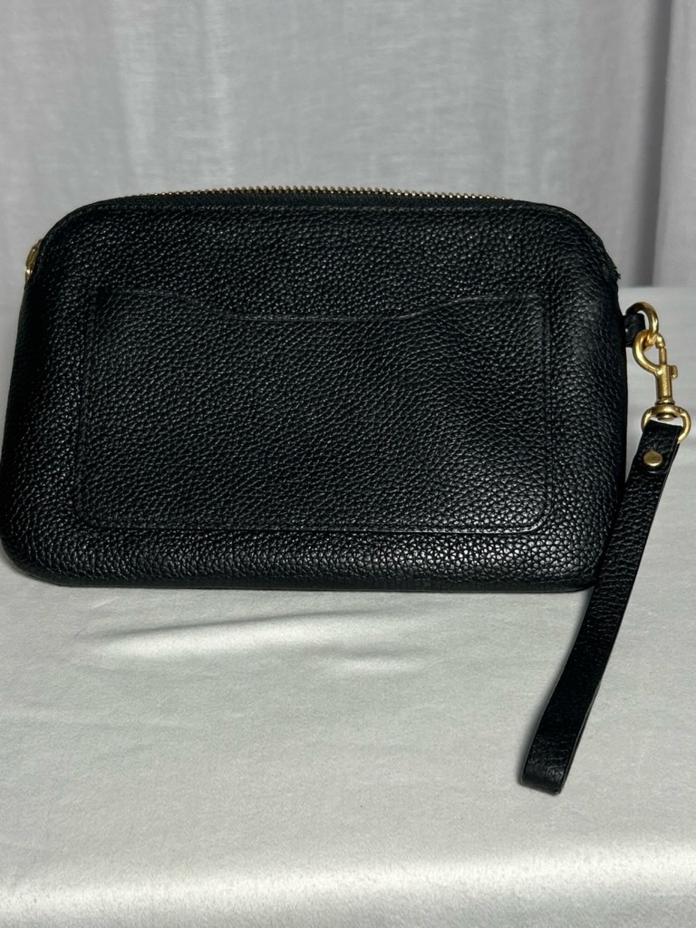 Tory Burch Black Pebbled Leather Logo Wristlet Pouch - Picture 2 of 6